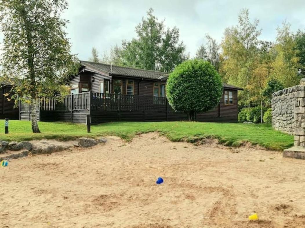 4 Bed Luxury Lodge With Hot Tub Near Lake District Warton  Zewnętrze zdjęcie